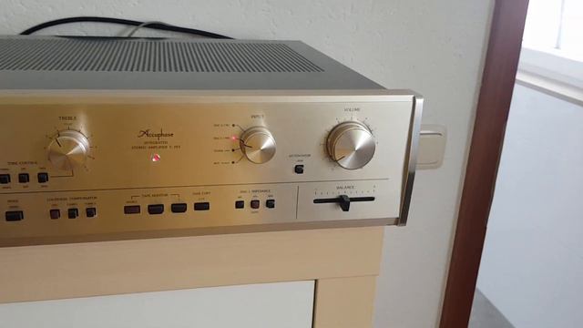 Accuphase E 203  Lautstärkeregler Knistert...