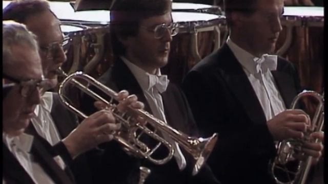 Strauss - Eine Alpensinfonie, op. 64 (1915) - Karajan смотреть онлайн