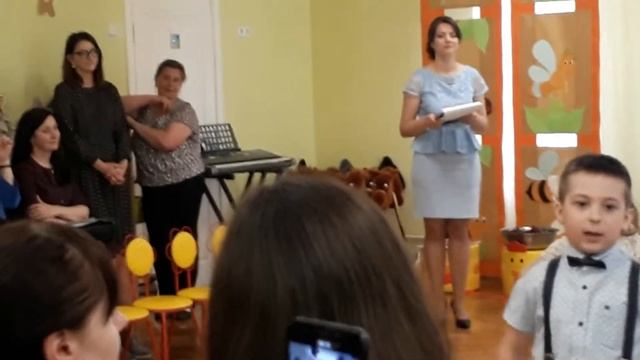 Веселая песенка про детский сад на выпускном вечере смотреть онлайн