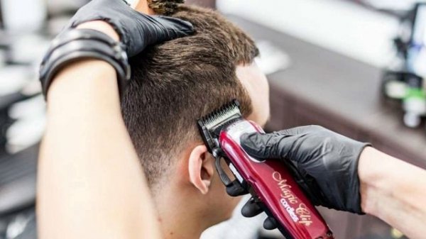 ASMR the sound of a hair clipper. АСМР звук машинки для стрижки волоса.