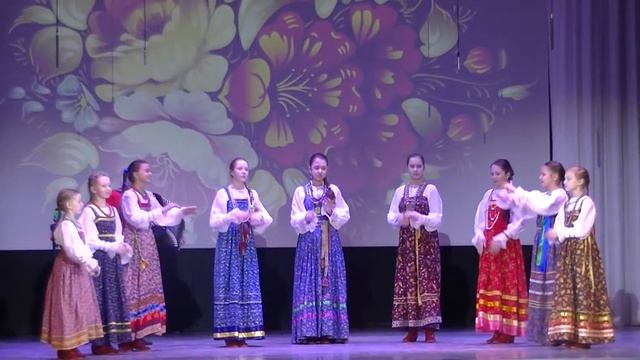 Анс. Роднички -" Пошла наша доня..." смотреть онлайн