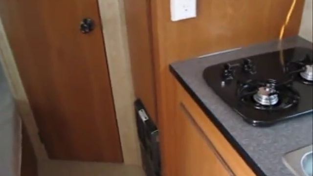 2010 Sportsmen Classic 16BH. www.advancecamping.com смотреть онлайн