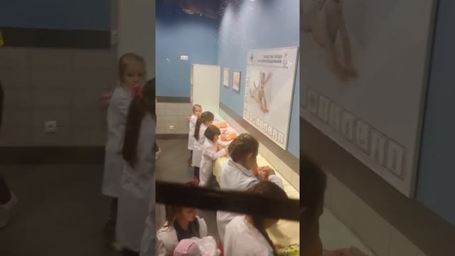 Когда 5-летняя девочка впервые увидела голого мальчика смотреть онлайн