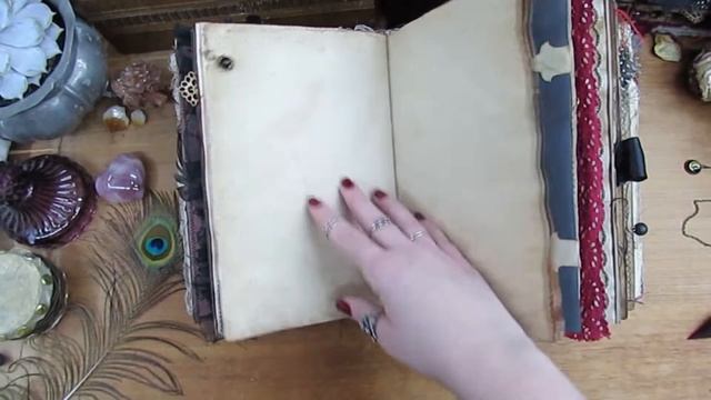 Dark Witch Grimoire / Spellbook for Chelsea - Quick junk journal flip through смотреть онлайн