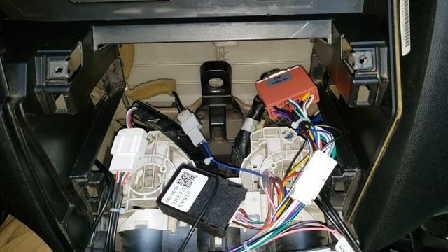 ¿Cómo instalar pantalla para mazda 3 2010 - 2013? (Estereo EONON con Android) смотреть онлайн