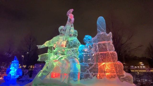 Москва. Парк Музеон. Фестиваль Ледяная Москва. Голосуем за лучшую скульптуру смотреть онлайн
