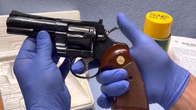 10-12-21 Auction: 1977 Colt Python 357 Magnum revolver смотреть онлайн