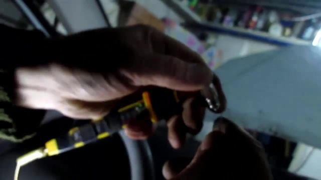 Весёлая инструкция по замене лампы салона смотреть онлайн