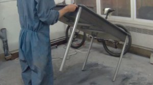 Акриловая заливка кухонного стола и лакировка