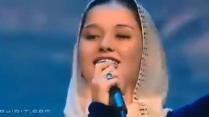 Чеченка поет на Армянском