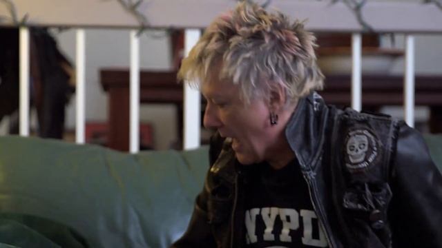 Once Bitten, Twice Shy | Ex-Wives of Rock | Season 2 | Episode 13 смотреть онлайн