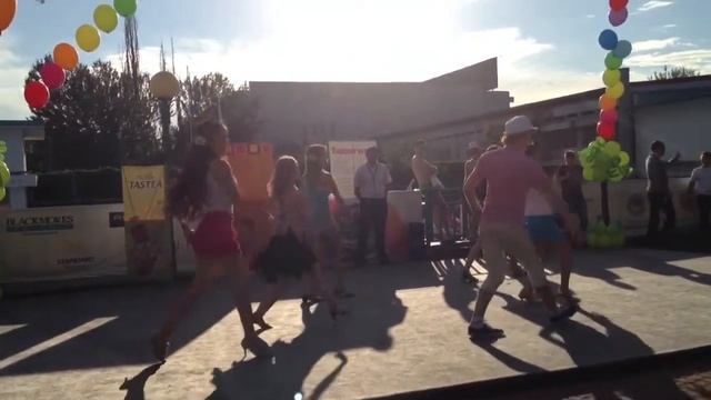 Rakhat Fitness. Bachata. смотреть онлайн