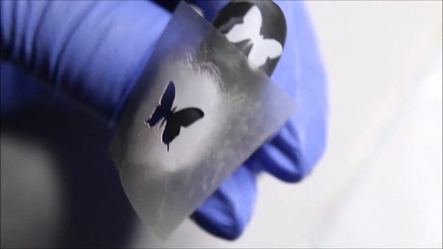 Красивый и простой дизайн ногтей с помощью аэропуффинга смотреть онлайн