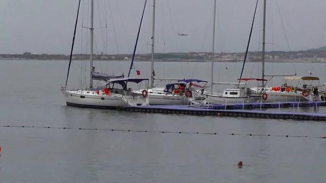 ХРОНИКИ ГЕЛЕНДЖИКА 6 сентября-Полеты гидросамолета БЕ 200. смотреть онлайн