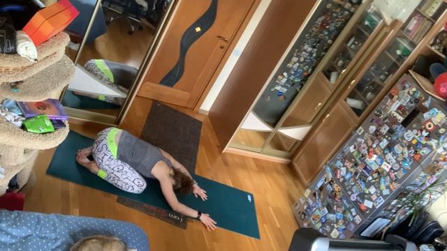 Йога с Настей Пуха! Классические асаны! смотреть онлайн