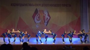 Детский конкурс поколение талантов. Детские танцы под песню. Детский ансамбль Алые Паруса.