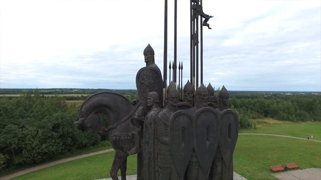 "Я оттуда, где речка Пскова". Слова Александра Гусева, музыка Вячеслава Рахмана. Исполняет В. Рахма смотреть онлайн