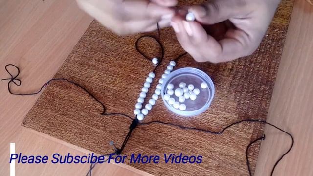 DIY Bracelets For Friendship Day| 3 Pearl Bracelets making| Friendship band ideas #bracelet смотреть онлайн
