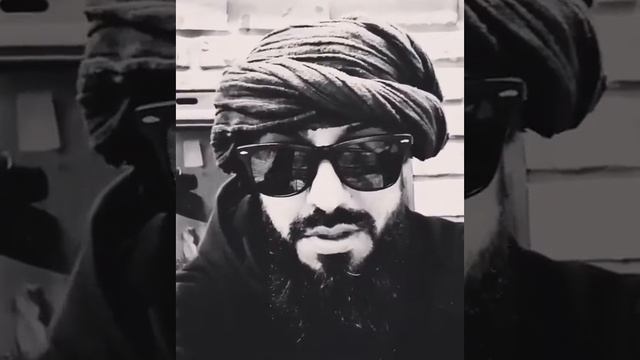 Если кто-то в твоей жизни подаёт тебя сигнал, С Маяка не отказывай себе иди... смотреть онлайн
