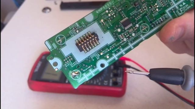 Установка Bluetooth в магнитолу с переключением треков на панели смотреть онлайн