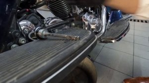 Техническое обслуживание старичка Road King Harley Davidson