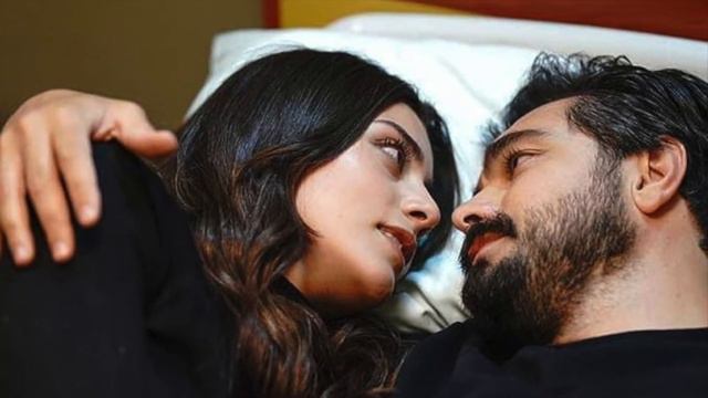 Sıla Türkoğlu Celebrated Halil İbrahim Ceyhan's Birthday With a Special Message смотреть онлайн