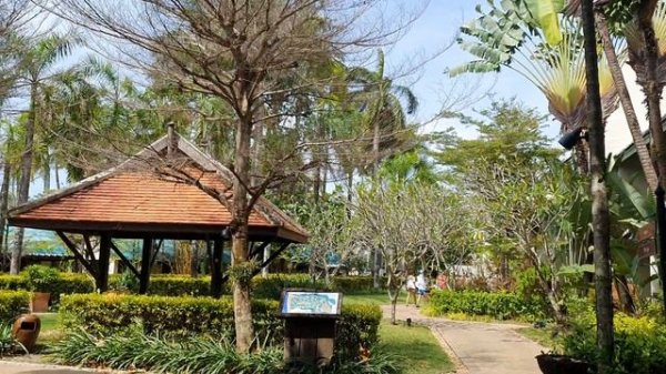 PARADOX RESORT PHUKET 5* - обзор отеля.