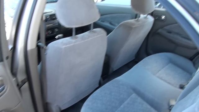 2001 Nissan Sentra GXE смотреть онлайн