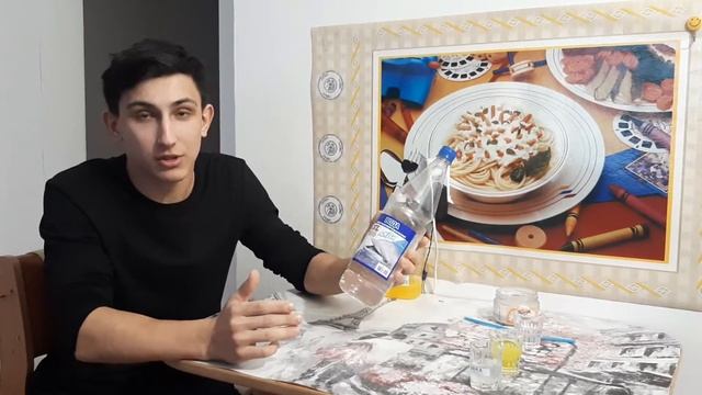 СГОРИТ ЛИ ТЕЛЕФОН В ДИСТИЛЛИРОВАННОЙ ВОДЕ ? ЯВЛЯЕТСЯ ЛИ ДИСТИЛЛИРОВАНИЯ ВОДА ДИЭЛЕТРИКОМ ? смотреть онлайн