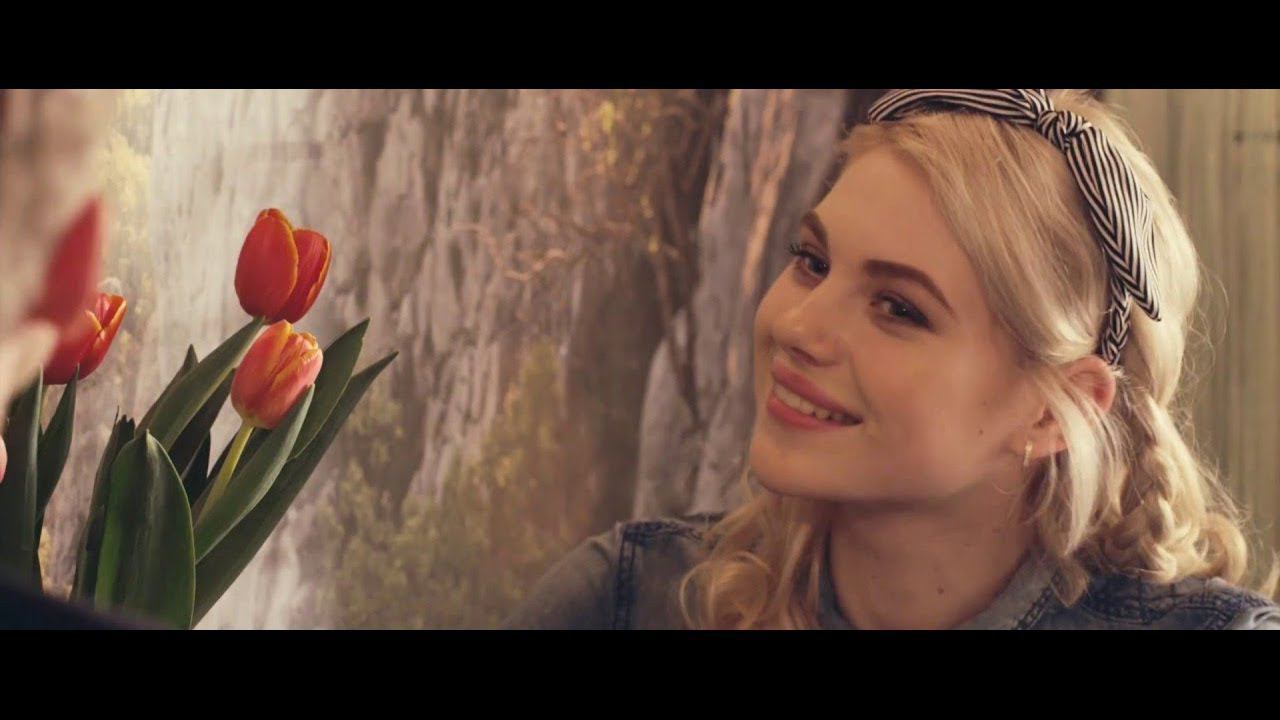 Как самому поклеить обои. OVK Design смотреть онлайн