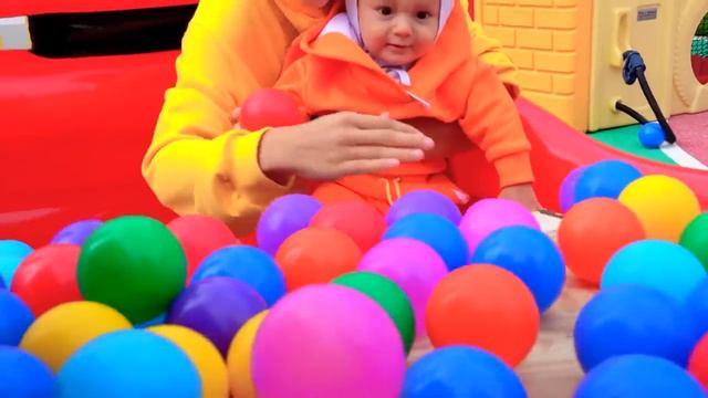 Супер Сеня Работает на Детском Грузовике смотреть онлайн