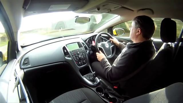 Vauxhall Astra GTC road test review смотреть онлайн