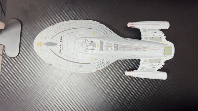 Eaglemoss USS Voyager XL Edition Unboxing and Review смотреть онлайн