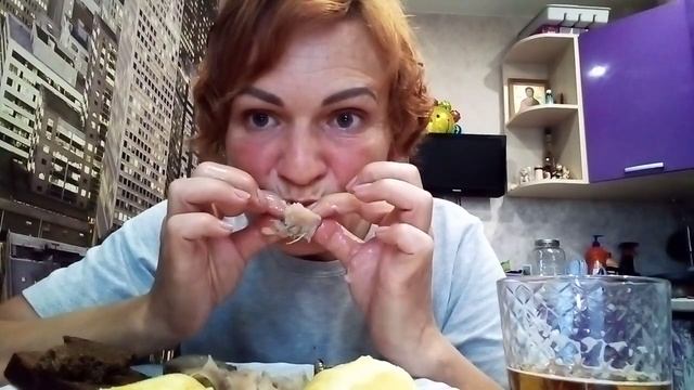Мукбанг/ скумбрия и пивасик? смотреть онлайн