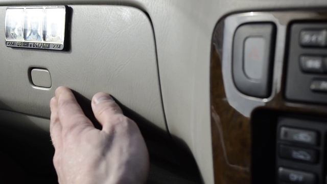 Ниссан Либерти 2001