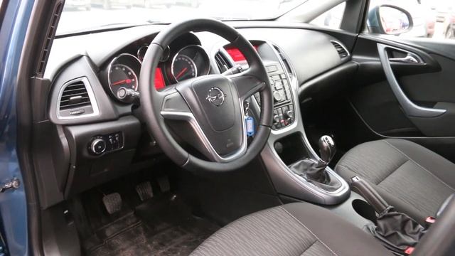 Opel Astra синий металлик смотреть онлайн
