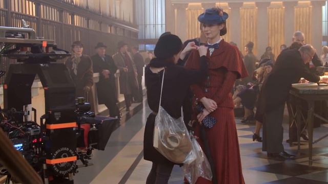 6 Ways Mary Poppins Returns IGNORED Mary Poppins (1964) смотреть онлайн