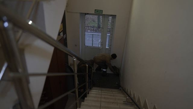 Установка перил из нержавейки, к стене из пеноблока. смотреть онлайн