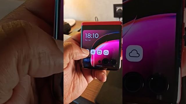 Motorola Razr 40 Ultra смотреть онлайн