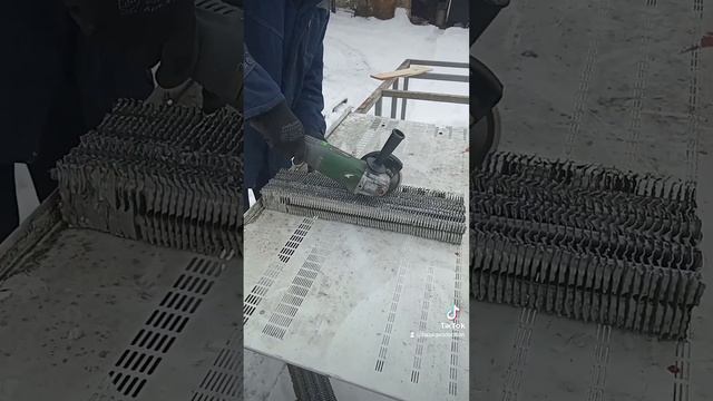 сколько меди вышло из радиаторов.Добываем медь с радиаторов. #Скуп @dniprom