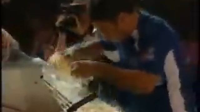 PALI GREWAL OF THE UK WINS THE DOMINO'S 'WORLD'S FASTEST PIZZA MAKER' TITLE!2.wmv смотреть онлайн