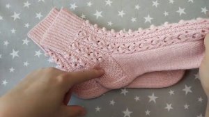 Ажурные носочки с шишечками. Подробный МК.