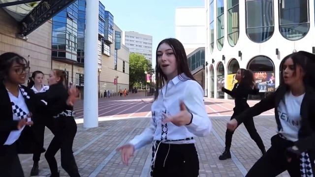 [KPOP IN PUBLIC | ONE TAKE] STRAY KIDS (스트레이 키즈) - CIRCUS | Dance Cover By IVIX