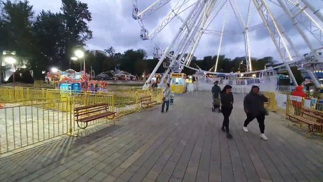 АНАПА - ПОСЛЕДСТВИЯ ДОЖДЕЙ - КОНЕЦ СЕЗОНА! ПОХОЛОДАНИЕ! ЦЕНТР КУРОРТА 21.09.2021. ПУСТОЙ ПЛЯЖ! смотреть онлайн