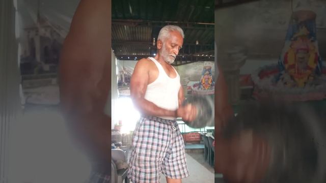 Age Doesn't Matter Biceps Workout at 65 (DXN Spirulina) смотреть онлайн