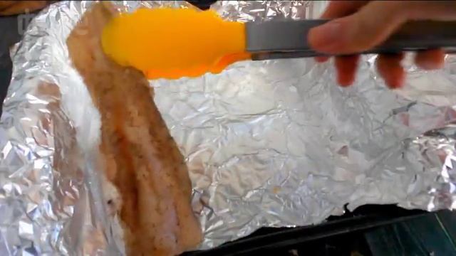 Рыба хек(минтай) запеченный в фольге с вкусной начинкой в духовке на ужин быстро и вкусно рецепт смотреть онлайн