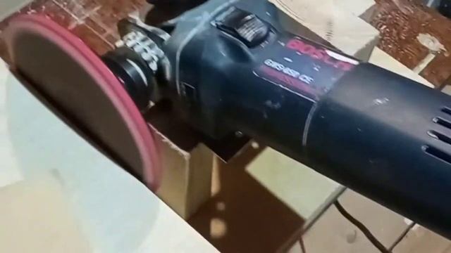 Простейший шлифовальный станок из УШМ. смотреть онлайн