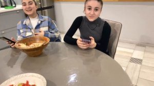 ВЛОГ ИФТАР С ПОДРУГАМИ/ VLOG IFTAR WITH FRIENDS ???