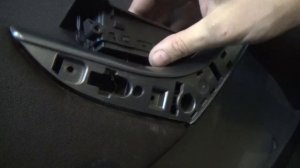 Как снять обшивку двери.  Opel Astra J, GTC.