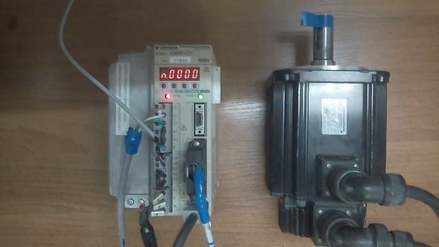 Настройка сервопривода Omron, позиционный режим. смотреть онлайн